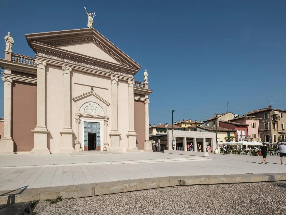 Xenia19 In Pieno Centro Storico Apartment Peschiera del Garda